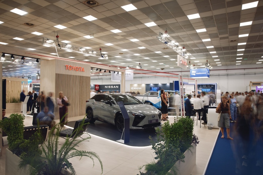 Πώς η Toyota έγινε η μάρκα που εμπιστεύονται περισσότερο οι Έλληνες οδηγοί