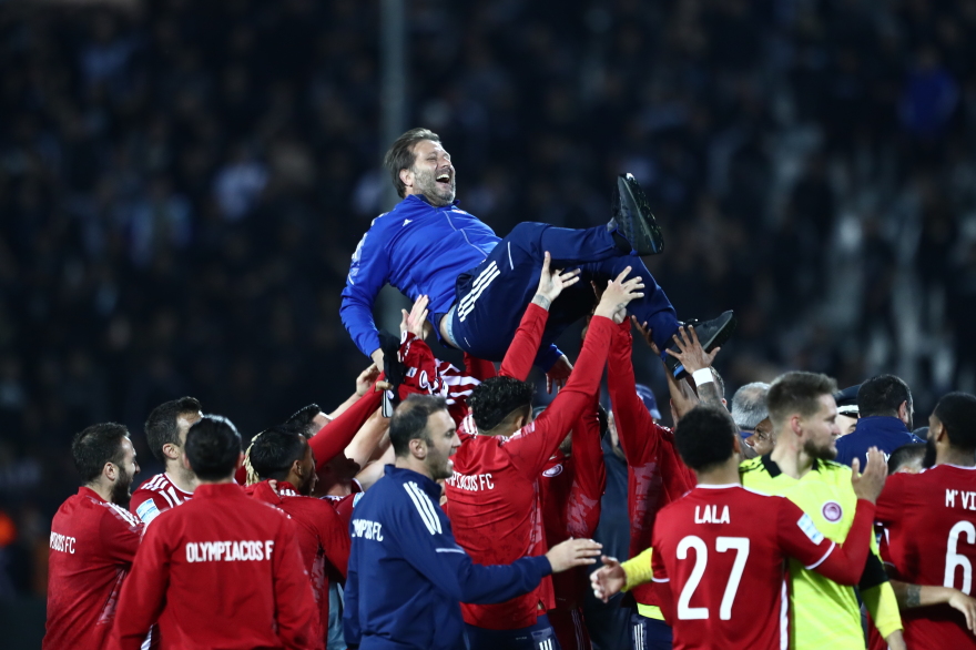 Μεντιλίμπαρ, Βαλβέρδε, Μαρτίνς, Μπάγεβιτς, Μπούκοβι: Ποιος είναι ο κορυφαίος προπονητής στην ιστορία του Ολυμπιακού; 