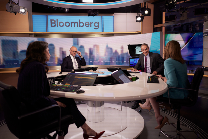 Μητσοτάκης στο Bloomberg: Δύσκολος ο χειμώνας, η Ευρώπη να δώσει δημοσιονομική ευελιξία για τη στήριξη των νοικοκυριών
