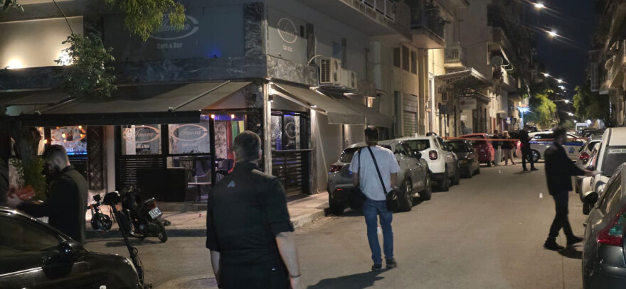 Συναγερμός στον Άγιο Παντελεήμονα: «Γάζωσαν» καφέ και τραυμάτισαν 10χρονο κορίτσι, δείτε βίντεο και φωτογραφίες