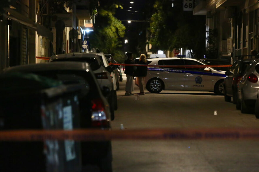 Συναγερμός στον Άγιο Παντελεήμονα: «Γάζωσαν» καφέ και τραυμάτισαν 10χρονο κορίτσι, δείτε βίντεο και φωτογραφίες