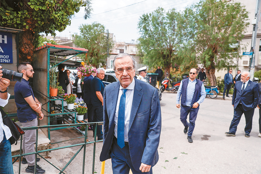 Χαμός... πιο δεξιά από τα δεξιά, γιατί δεν ανακοινώνει το κόμμα ο Σαμαράς
