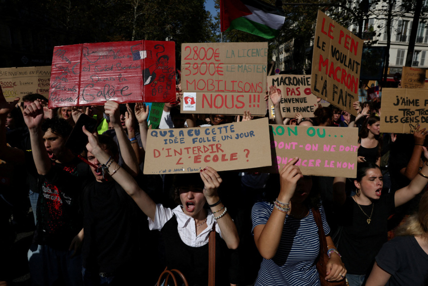 Δεκάδες τραυματίες στις μαθητικές κινητοποιήσεις στη Γαλλία: Πάνω από 400 συλλήψεις