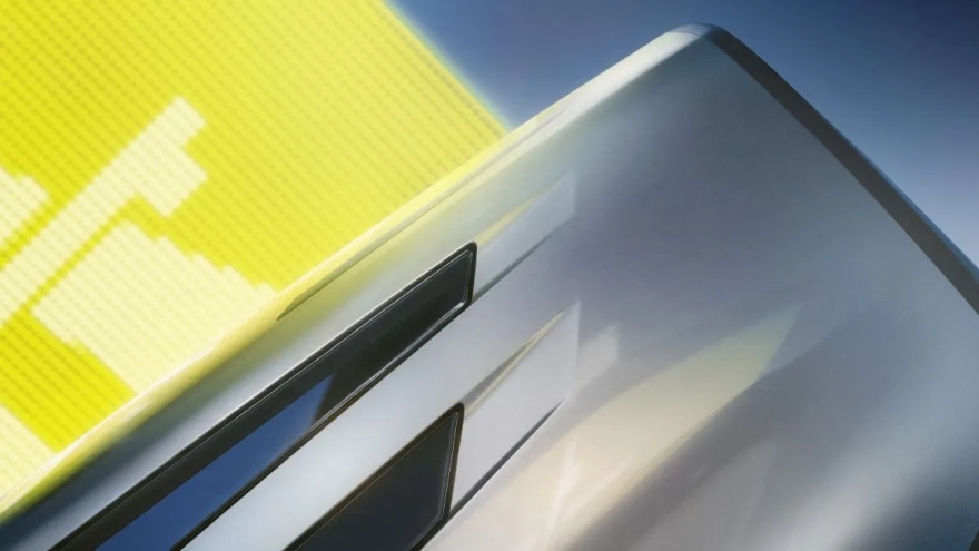 H Opel φουντώνει το μυστήριο γύρω από το STX Concept