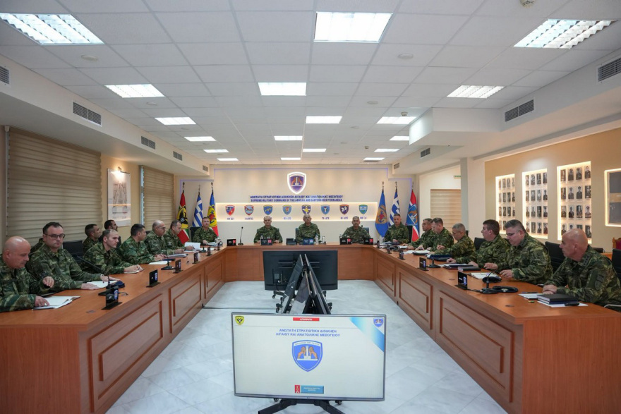 Μαχητικά, πολεμικά πλοία και ειδικές δυνάμεις στη μεγάλη άσκηση «Αλέξανδρος 26», δείτε βίντεο και φωτογραφίες