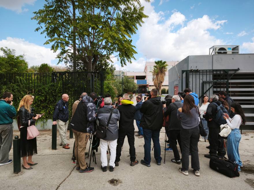 Εκκενώθηκε το σχολικό συγκρότημα της Γκράβας λόγω οσμής φυσικού αερίου, δεν εντοπίστηκε διαρροή, δείτε βίντεο