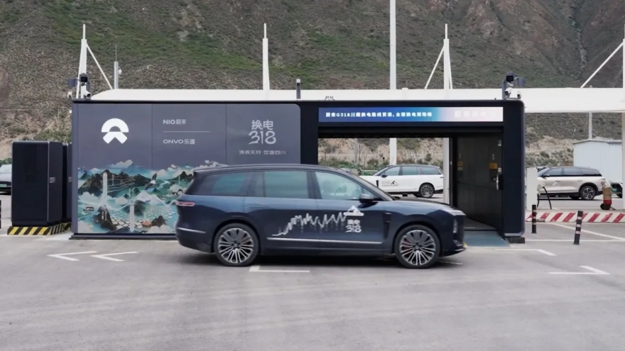 Geely και Nio ενώνουν δυνάμεις στις μπαταρίες