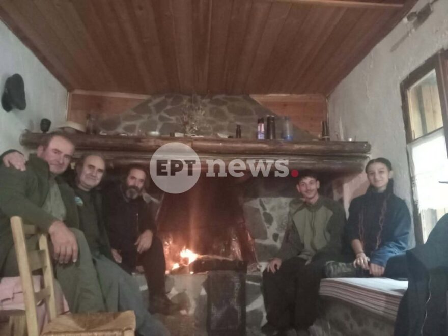 Κρήτη: Στόχος να απομακρυνθούν την Τετάρτη οι οκτώ εγκλωβισμένοι από το φαράγγι της Σαμαριάς