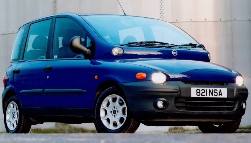 Τι ετοιμάζει η Fiat στο Παρίσι;