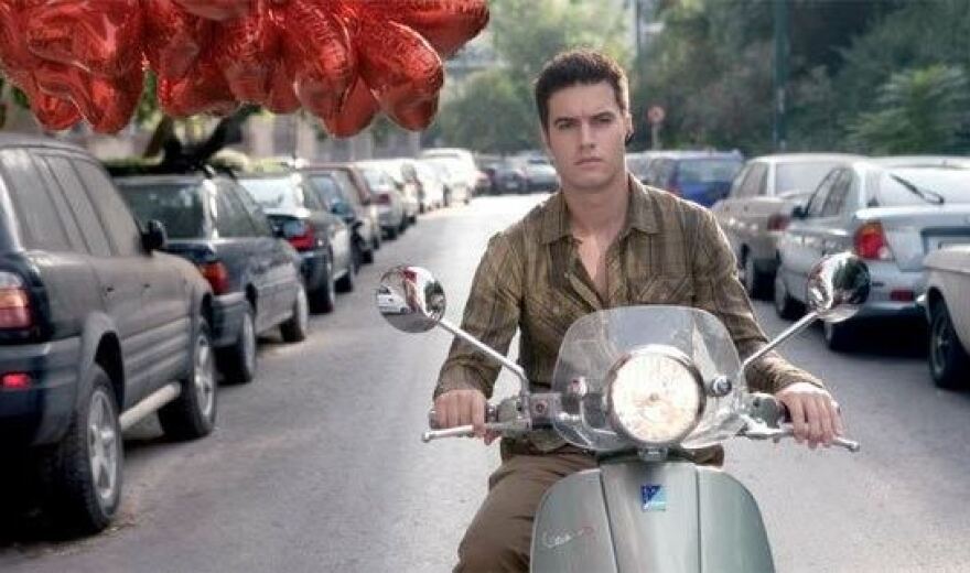 Γιάννης Τσιμιτσέλης για το σίκουελ της ταινίας «Μόλις Χώρισα»: Ήταν πολύ ωραίο αντάμωμα, νοσταλγικό