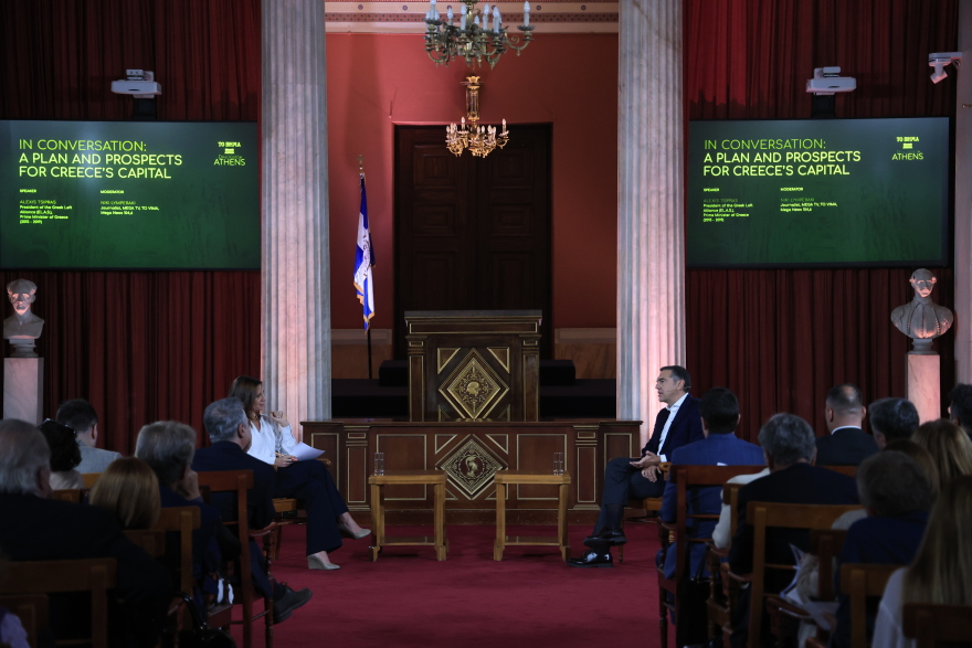 Το όραμα Τσίπρα για την «ενωμένη Κεντροαριστερά»: Οι αιχμές για το ΠΑΣΟΚ και τα μηνύματα προς Ρούμπιο και Μητσοτάκη
