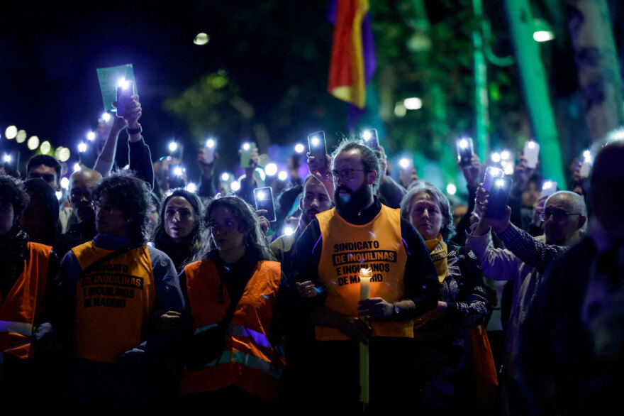 «Έγραψες ιστορία, θα συνεχίσουμε τον αγώνα σου»: 20.000 διαδηλωτές στους δρόμους της Μαδρίτης για τη Μαρικάρμεν, δείτε βίντεο