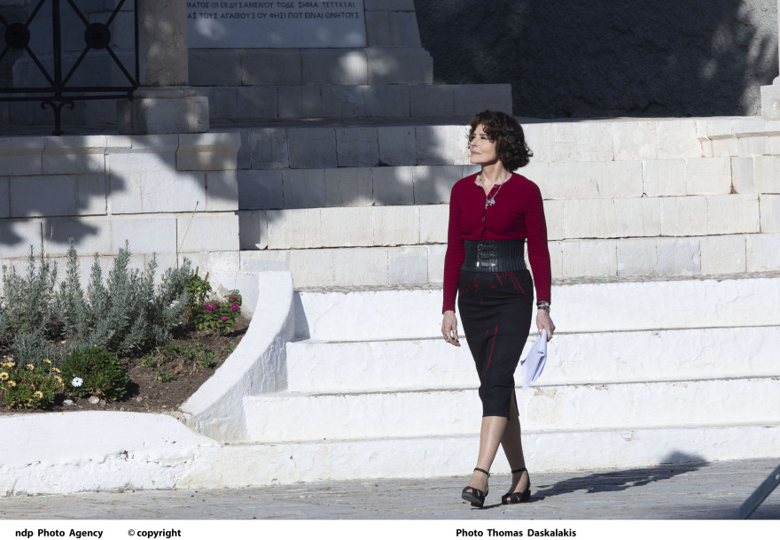 Φανί Αρντάν: Απήγγειλε Διονύσιο Σολωμό και Λόρδο Βύρωνα στο Μεσολόγγι