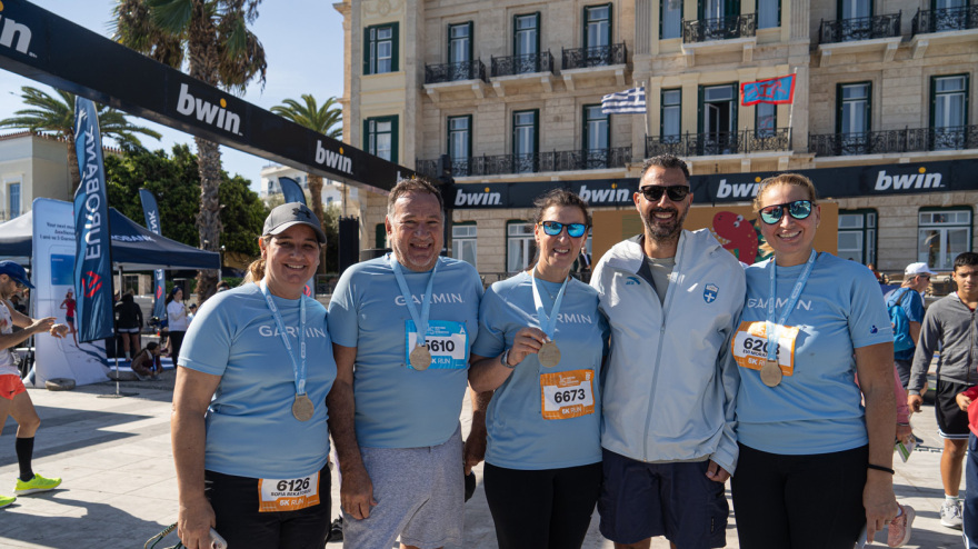 Όλα όσα ζήσαμε στο επετειακό Spetses Mini Marathon
