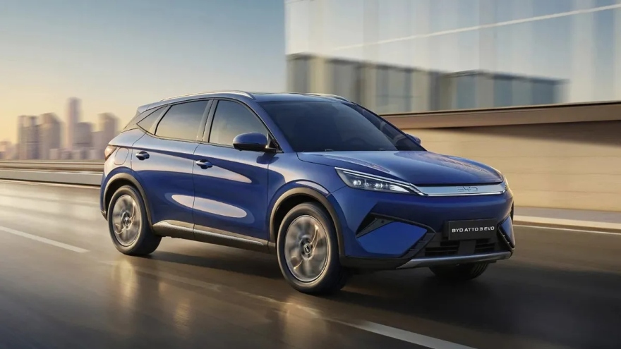 Η BYD θέλει την απόλυτη πρωτιά