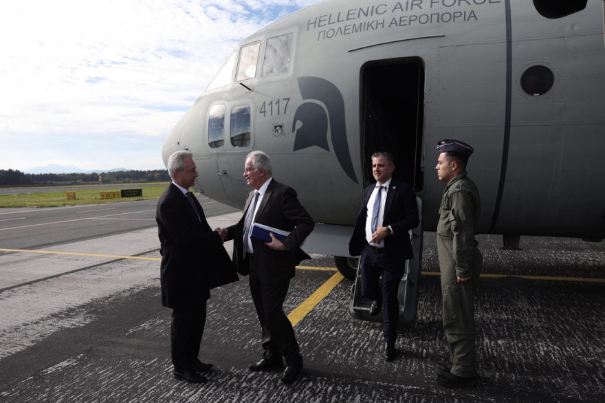 Βλάβη στο Embraer πριν το ταξίδι Τασούλα στη Σλοβενία, ταξίδεψε με ελικοφόρο C27