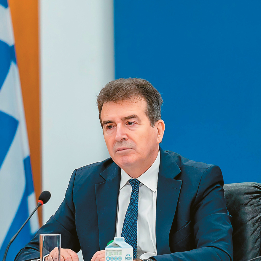 Μπαίνει τέλος στα... κοινόβια με τους μετανάστες, €10 η καρέκλα, €20 το στρώμα η ταρίφα της ντροπής 
