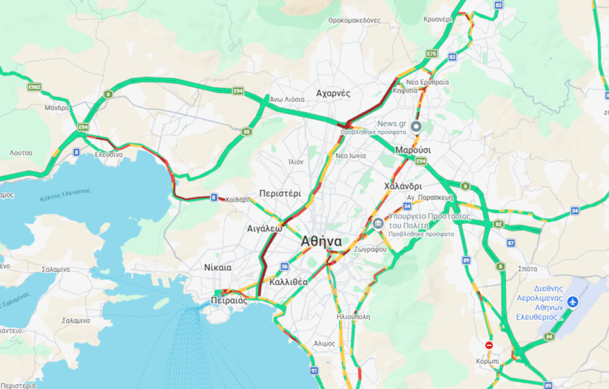 Παρέλυσε ο Κηφισός μετά από καραμπόλα πέντε οχημάτων: Μποτιλιάρισμα από Μοσχάτο έως Νέα Ιωνία, προβλήματα και στη Λεωφόρο Αθηνών