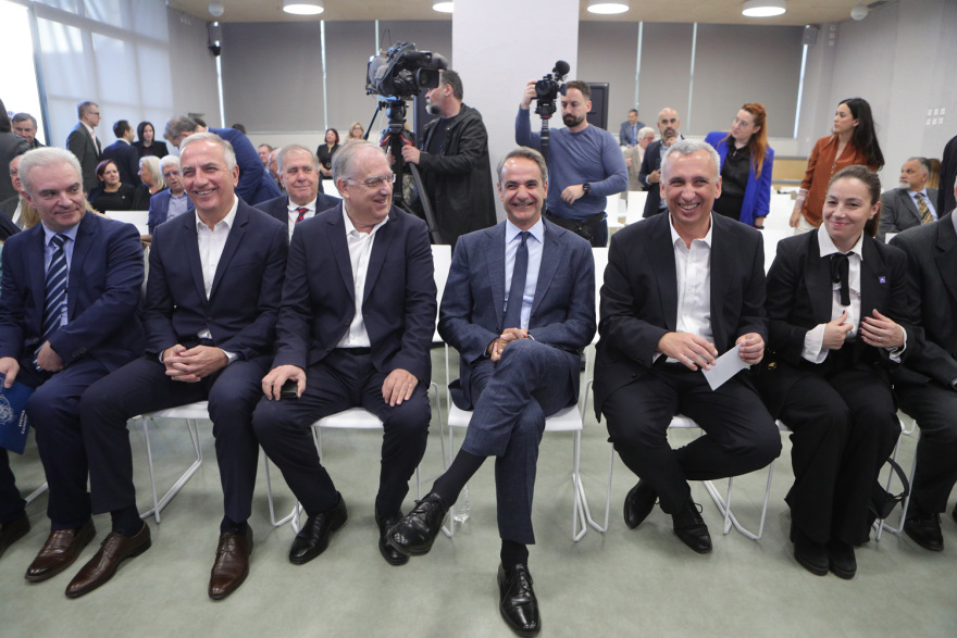 Ο Μητσοτάκης έκοψε την κορδέλα για το νέο έξυπνο κτίριο του ΕΚΕΦΕ «Δημόκριτος»