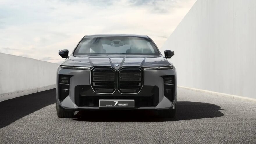 261021111651_bmw-7-concept-2