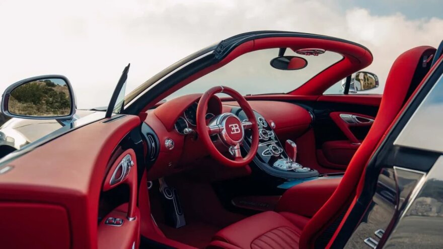 Μια μοναδική Bugatti Veyron σε πρόγραμμα αποκατάστασης
