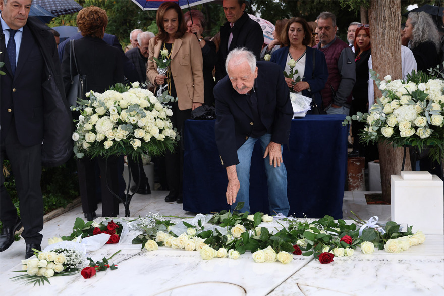Πέντε χρόνια από τον θάνατο της Φώφης Γεννηματά: Ποιοι δίνουν το παρών στο μνημόσυνο