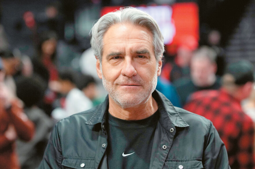 Nike: Ρωγμές στην αυτοκρατορία ενός γίγαντα – Οι σταρ που την εγκαταλείπουν, οι νέοι ανταγωνιστές και η μάχη για την ανατροπή