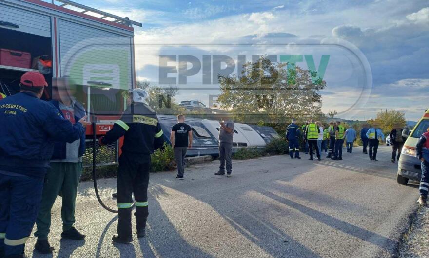 Εκτροπή λεωφορείου του Πολεμικού Ναυτικού σε παράδρομο της Ιόνιας Οδού, 13 τραυματίες