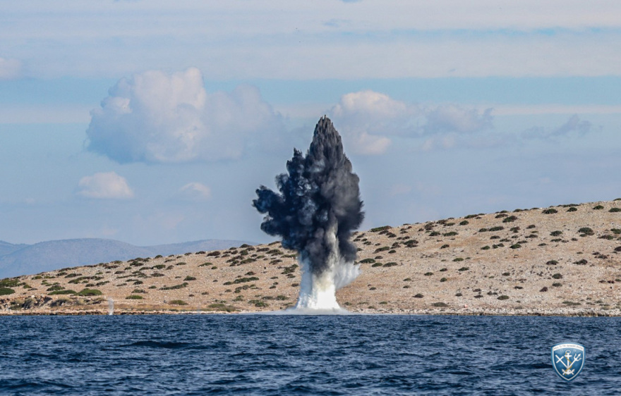 Εντυπωσιακές εικόνες από την άσκηση «Aegean Seal 26» σε Σαρωνικό και Ευβοϊκό: Δύτες, ταχύπλοα και ελικόπτερα σε επιχειρήσεις εξουδετέρωσης ναρκών
