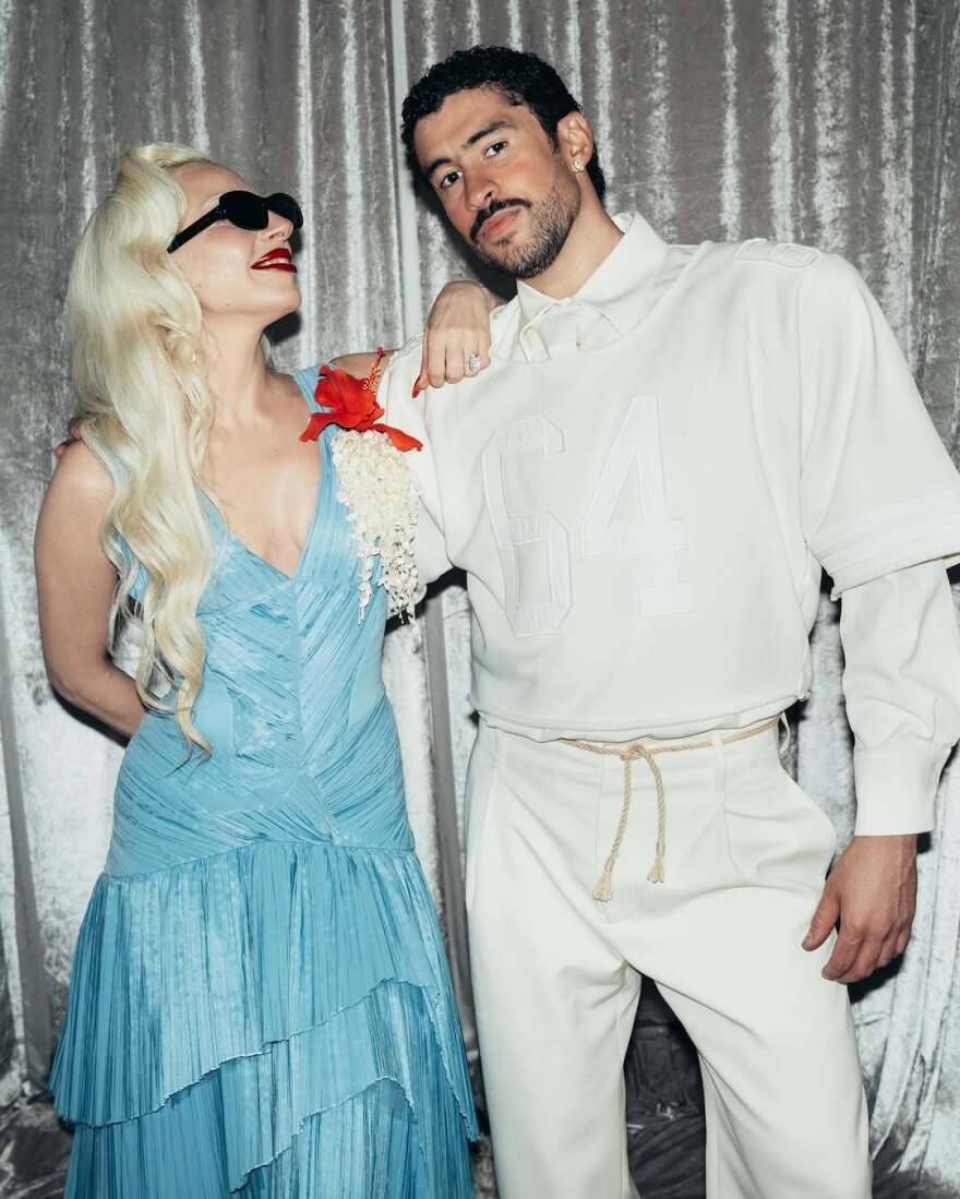 Η Lady Gaga ευχαρίστησε τον Bad Bunny για τη συμμετοχή της στο halftime show του Super Bowl: Ήταν τιμή μου, έγραψε
