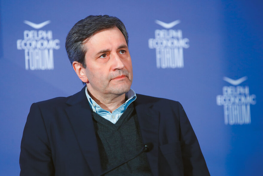 Αρχίζει το ματς στην Κεντροαριστερά, μέσα στον Μάιο τα κόμματα Τσίπρα και Καρυστιανού