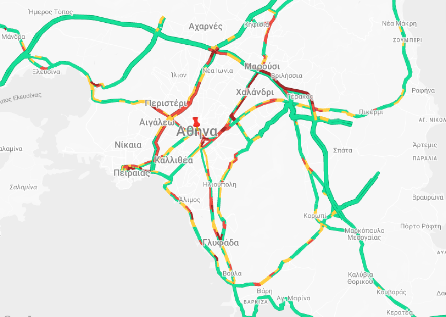 Απροσπέλαστη η Αττική Οδός, έπεσε τσιμέντο στον δρόμο