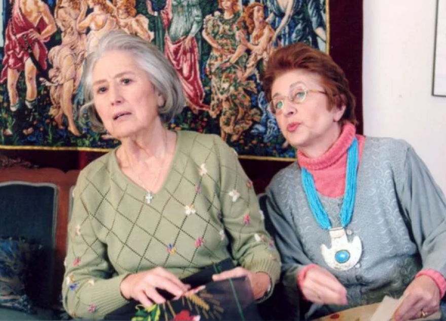 Έφη Παπαθεοδώρου: Χωρίς την Ειρήνη Κουμαριανού δεν θα έπαιζα τη Θεοπούλα στο Παρά Πέντε 