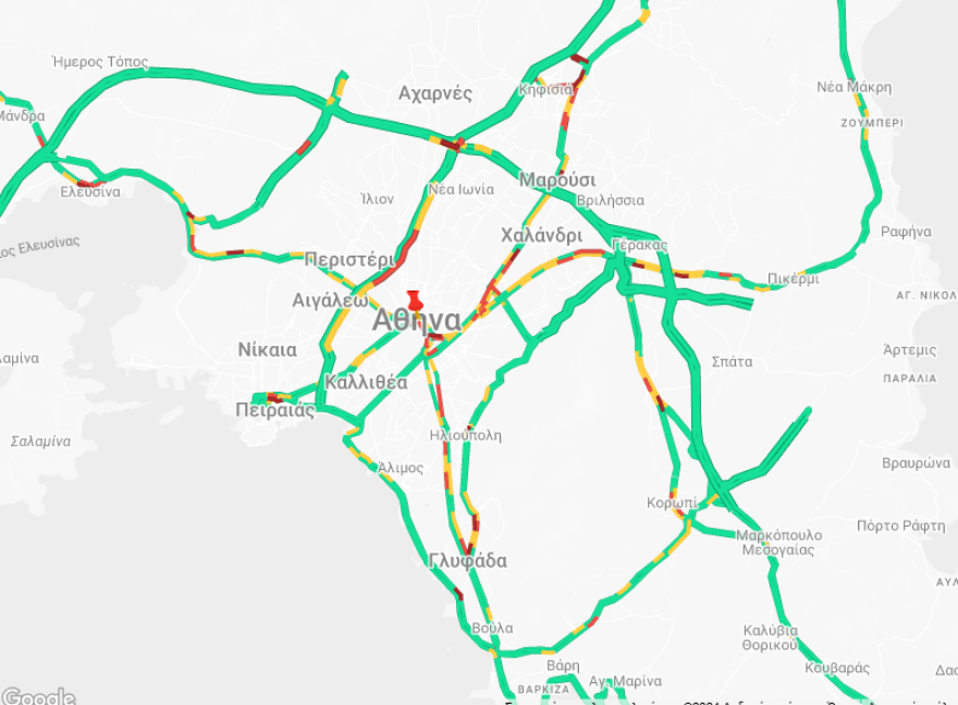 Κίνηση στους δρόμους - Έξοδος Χριστουγέννων: 20λεπτες καθυστερήσεις στην Αττική Οδό 
