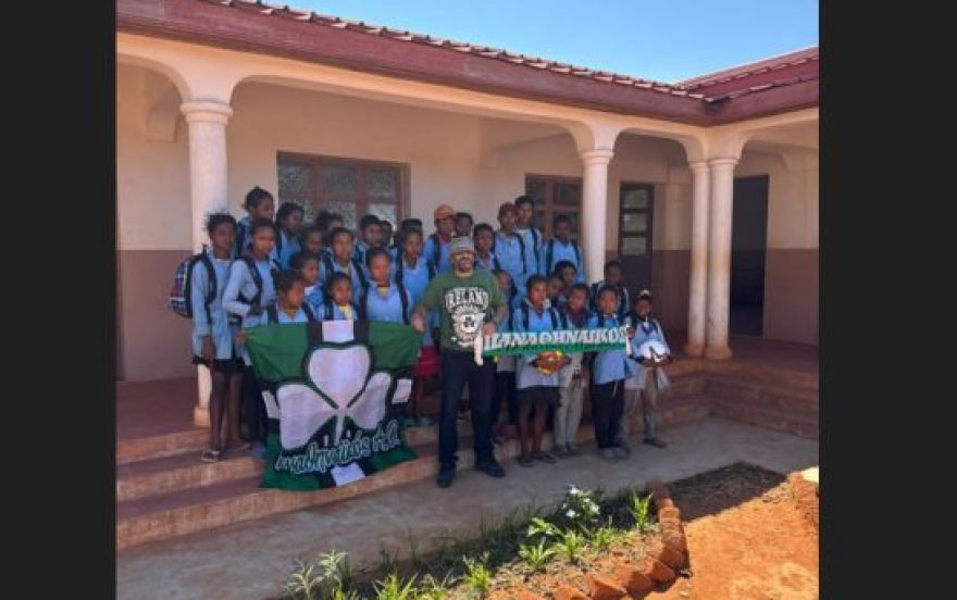 Παναθηναϊκός και στη Μαδαγασκάρη - Τα δώρα του ΠΑΟ στα παιδιά των σχολείων 