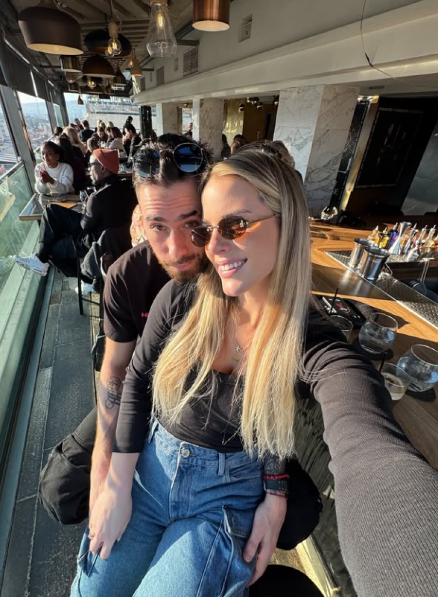 Κυριακάτικη βόλτα σε Μοναστηράκι και Πλάκα για Βιλντόζα - Τάασιτς - Φωτογραφίες 