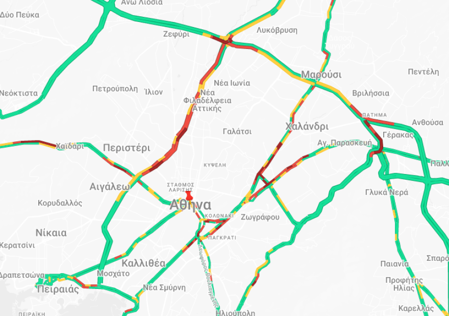 Κίνηση στους δρόμους: Μποτιλιαρισμένος ο Κηφισός - Στο κόκκινο και η Κηφισίας