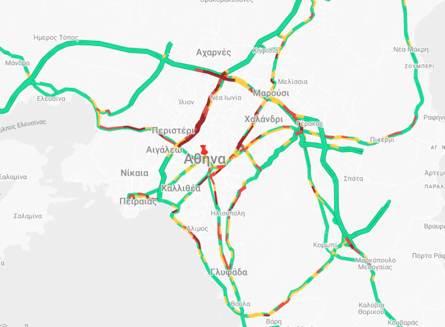 Κίνηση: Αυτοκίνητο ανετράπη στην Αττική Οδό, αυξημένη η κίνηση στο ύψος της εξόδου για Μαρκόπουλο - Ταλαιπωρία και στον Κηφισό