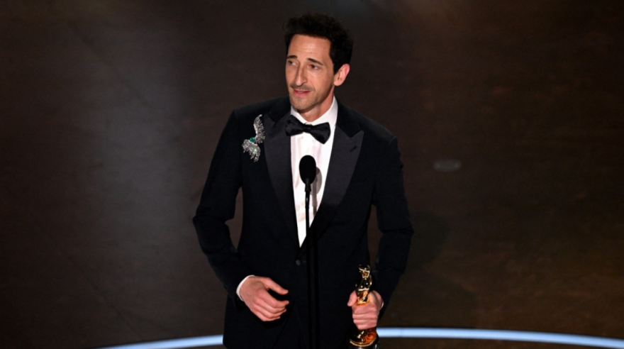 «Ο θείος Όσκαρ μας διέψευσε, μπράβο του!» - Ο Δημήτρης Δανίκας σχολιάζει τα βραβεία του 2025