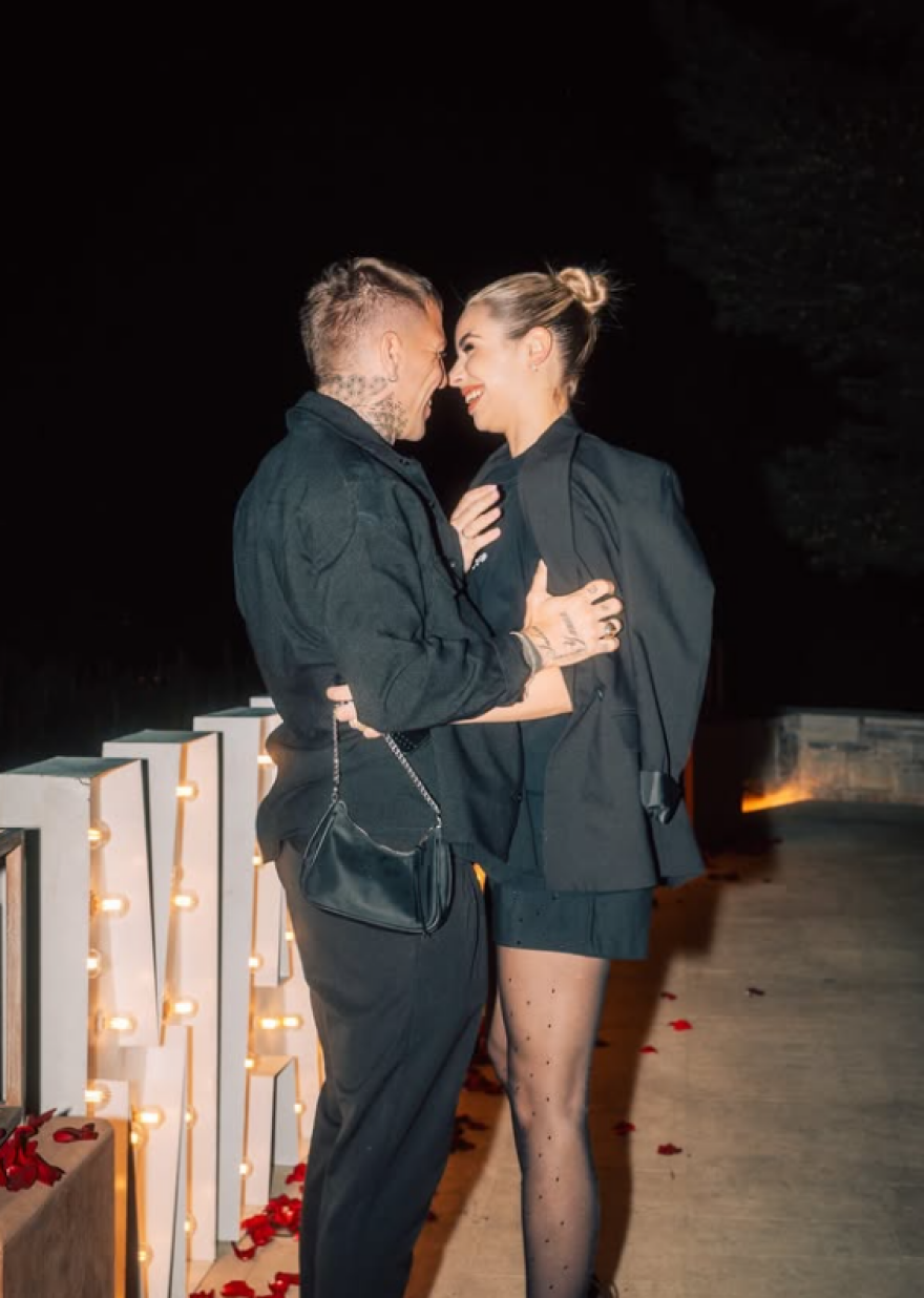 Πρόταση γάμου από τον Μπράντον Τόμας στην αγαπημένη του Εύη - Φωτογραφίες 