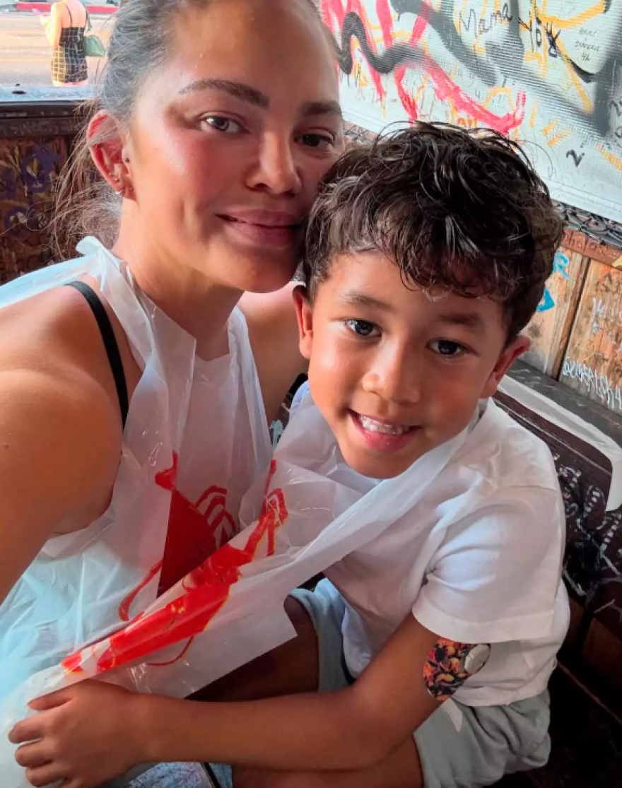 Κρίσι Τέιγκεν για τον εξάχρονο γιο της που έχει διαβήτη: Είναι ένας μικρός πολεμιστής