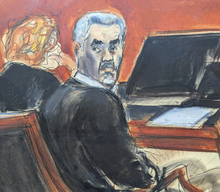 Diddy: Στο δικαστήριο με γκρίζα μαλλιά και αδυνατισμένος ο μουσικός