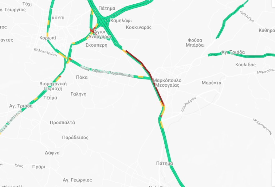 Αυξημένη η κίνηση στη Μαρκοπούλου κοντά στο νεκροταφείο έπειτα από τροχαίο Αυξημένη η κίνηση στη Μαρκοπούλου κοντά στο νεκροταφείο έπειτα από τροχαίο