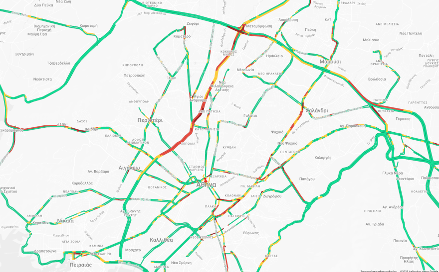 Κίνηση στους δρόμους τώρα live: Παραμένει το μποτιλιάρισμα στον Κηφισό, στο «κόκκινο» κέντρο και Αττική Οδός - Χωρίς ταξί η Αττική
