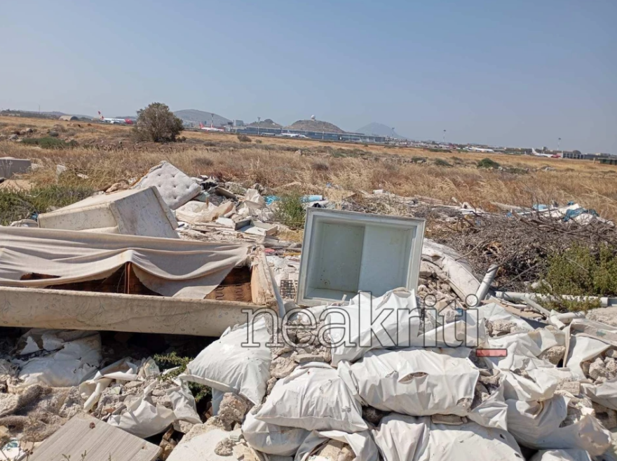 Βίντεο: Χωματερή με τόνους σκουπιδιών κοντά στο αεροδρόμιο του Ηρακλείου - Αντιδρούν οι κάτοικοι