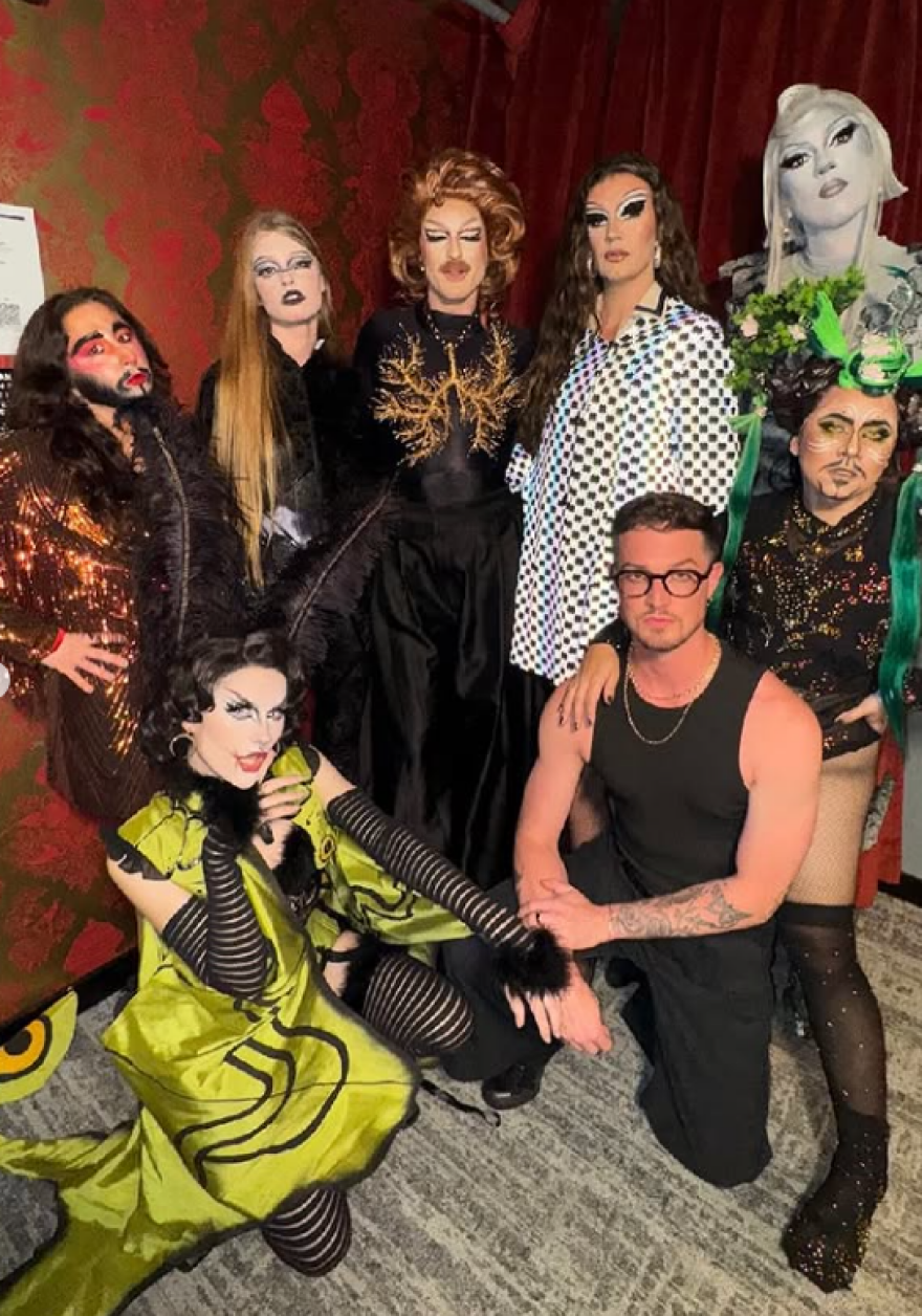 «Εκπλήρωσα ένα όνειρο που είχα από πάντα» - Η κόρη του Έλον Μασκ σε drag show, δείτε φωτογραφίες