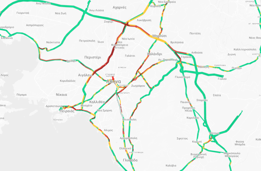 Κίνηση τώρα: Μποτιλιάρισμα σε Κηφισό και Κηφισίας, 30λεπτες καθυστερήσεις και στην Αττική Οδό
