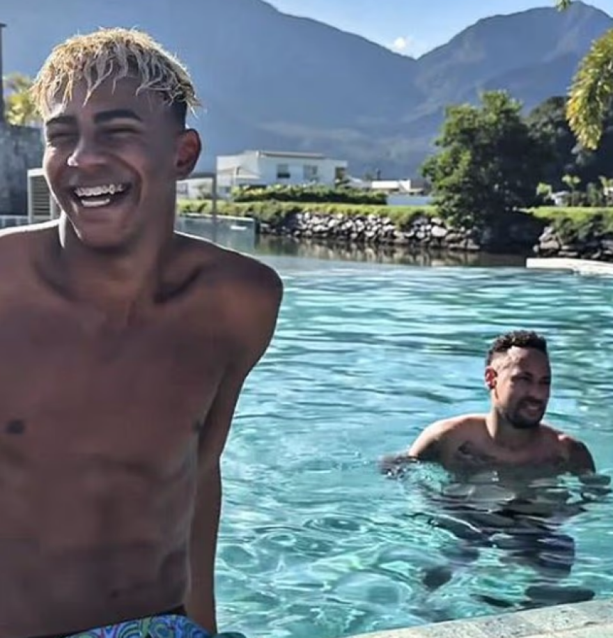 Λαμίν Γιαμάλ: Άφησε πίσω του την Βάσκεθ και πήγε διακοπές στη Βραζιλία με τον Νεϊμάρ - Βίντεο, φωτογραφίες 