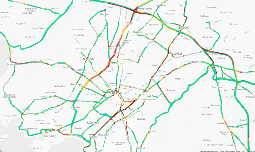 Κίνηση στους δρόμους: Μεγάλο μποτιλιάρισμα σε Κηφισό, Παραλιακή, 30λεπτες καθυστερήσεις στην Αττική Οδό 