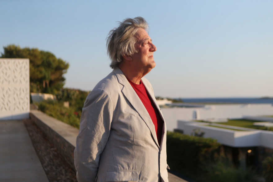 Στίβεν Φράι: Οι φωτογραφίες από την επίσκεψή του στην Ελλάδα